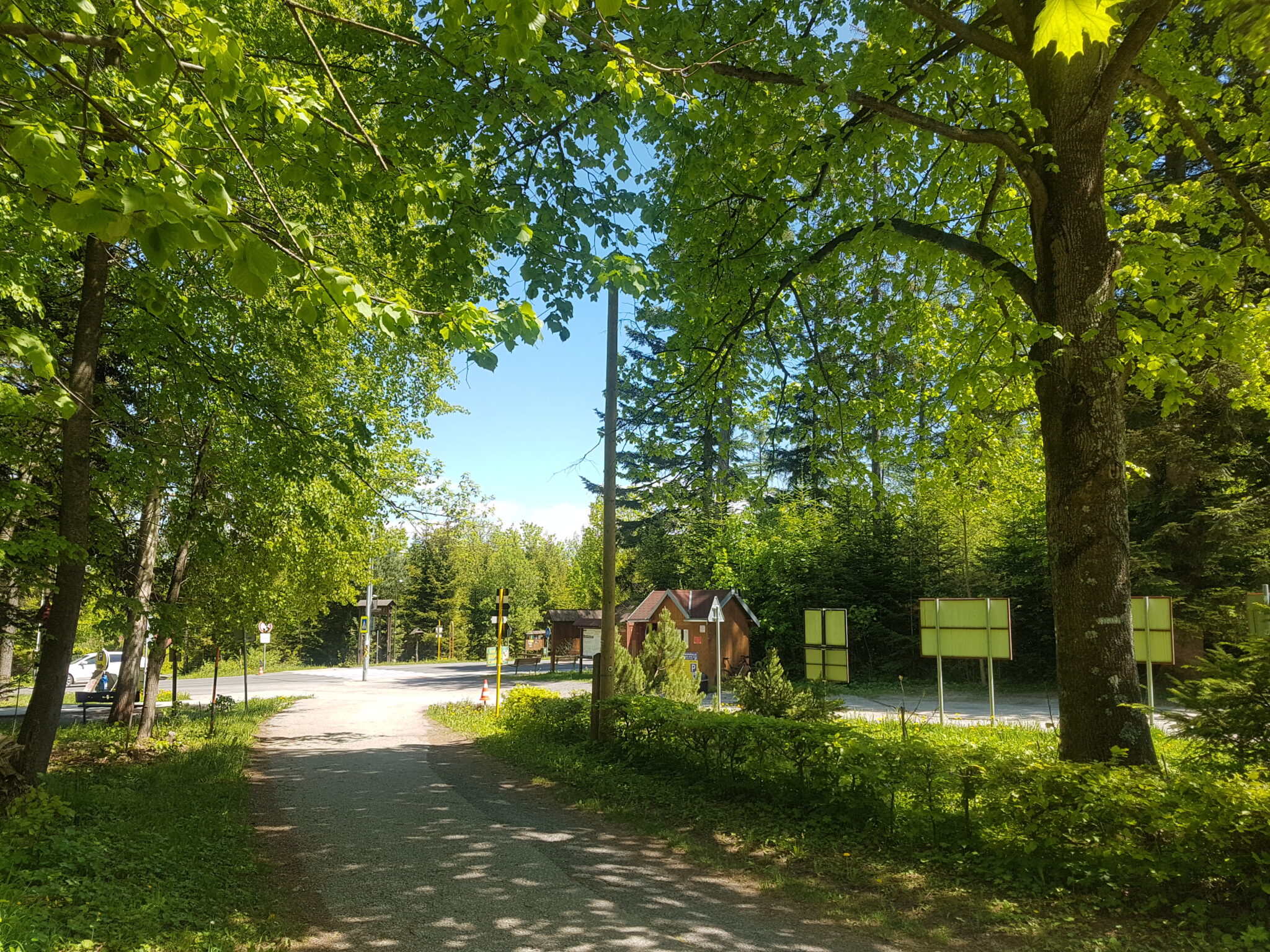 Parking w Tatrzańskiej Kotlinie