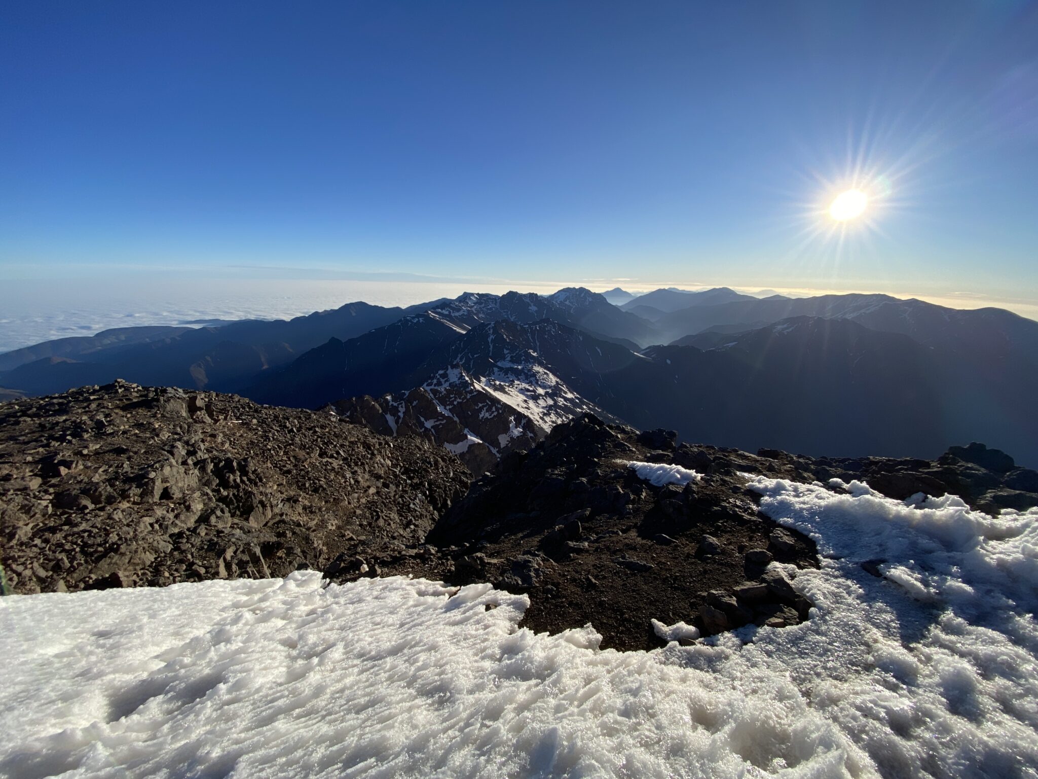 Widok z Toubkala o poranku