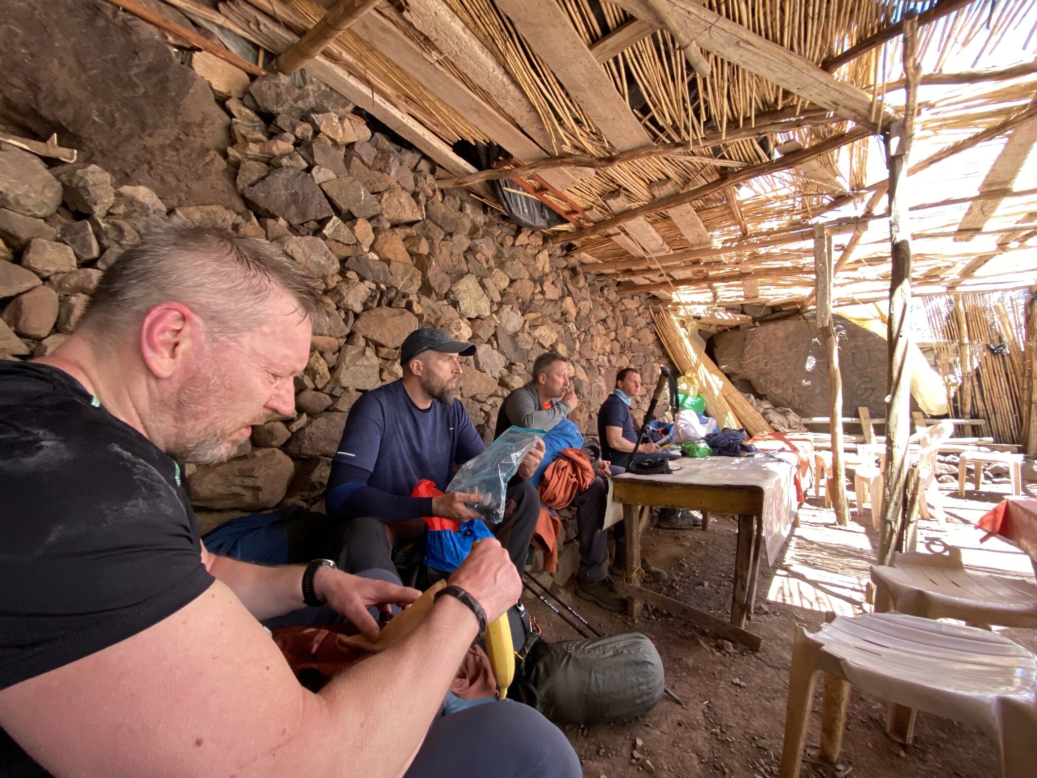 Ostatni odpoczynek w drodze do schroniska pod Toubkalem