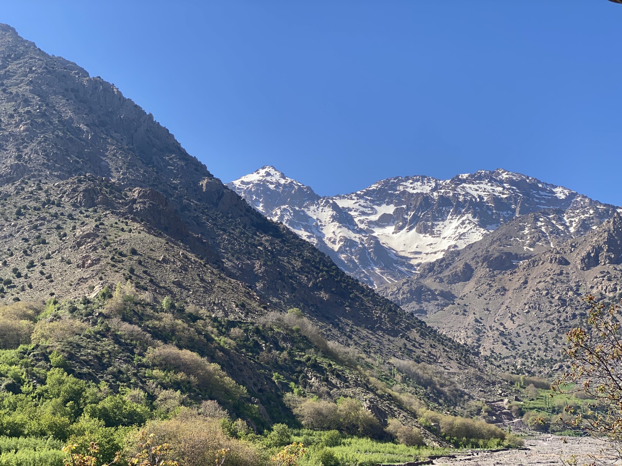 Widok na Toubkal z obrzeża Aroumd