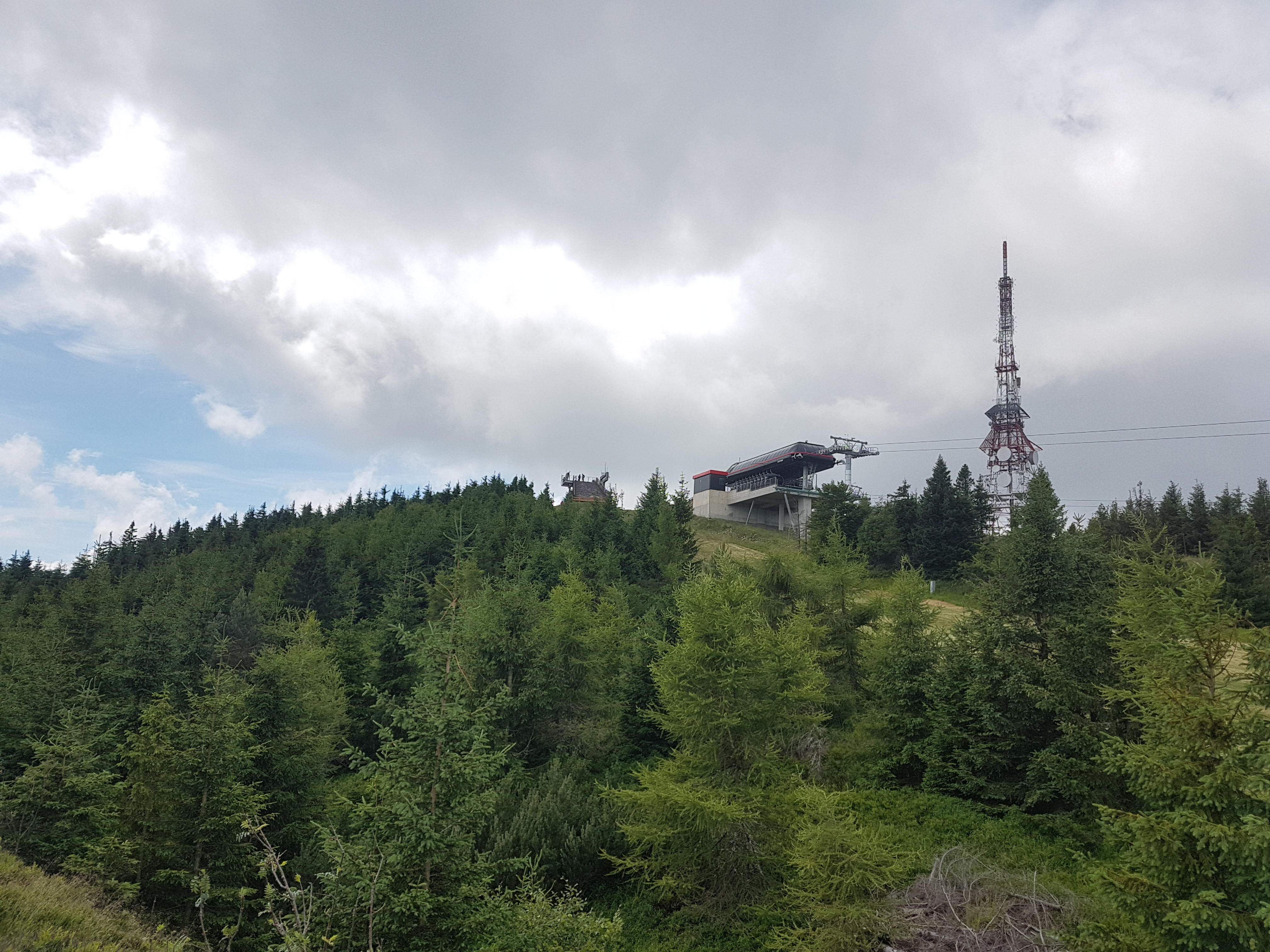 Pod wierzchołkiem Skrzycznego