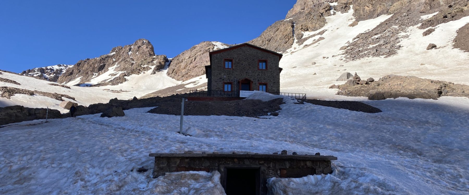 Budynek przewodników pod Toubkalem